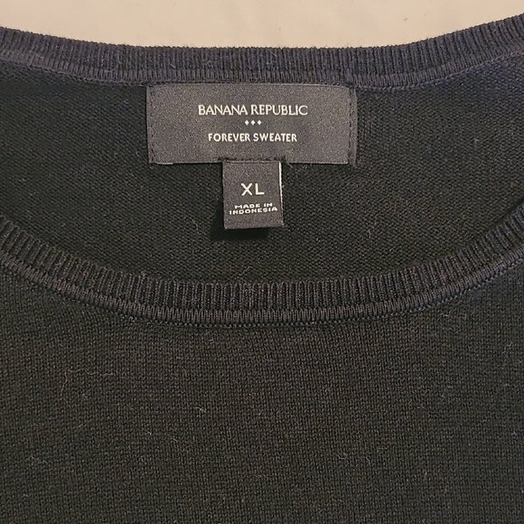 Banana Republic Women's Forever Crewneck Sweater In Black & White Stripe - Picture 2 of 4